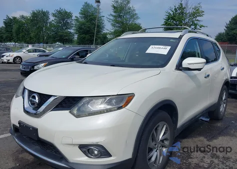2015 Nissan Rogue Sl z USA, uszkodzony, nr VIN 5N1AT2MT7FC767360